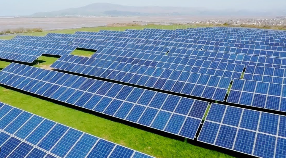 PLTS Solusi Energi Terbarukan di Indonesia