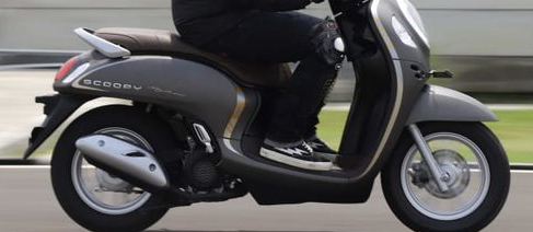 Tips Berkendara Motor yang Aman di Jalan Raya